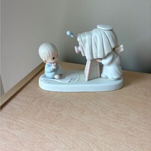 💕Vintage Precious Moment Figurine (Johnathan & David) “Baby’s First Picture”